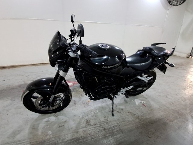 KASINSKI COMET 250 ANO 2010/2011
